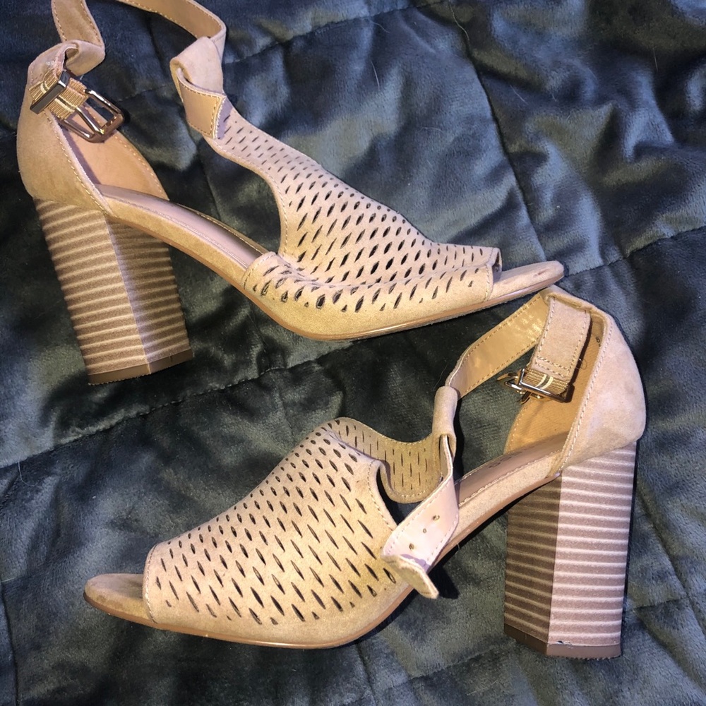 Express heels! - Picture 3 of 5